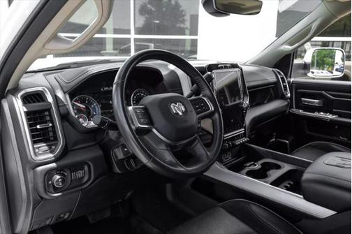 2022 RAM 2500 Laramie Crew Cab 4x4 6'4' Box