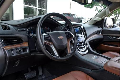 2016 Cadillac Escalade Sport