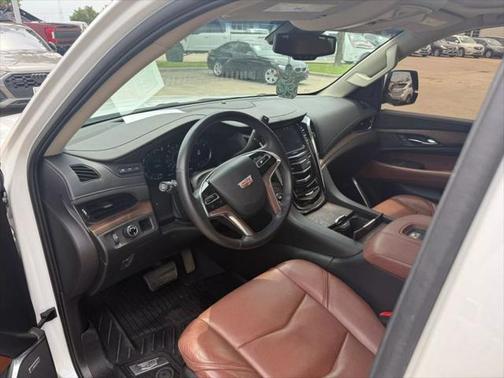 2016 Cadillac Escalade Sport