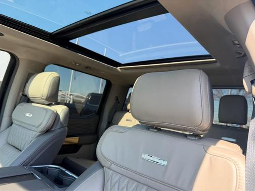 2025 Ford F-450 Platinum