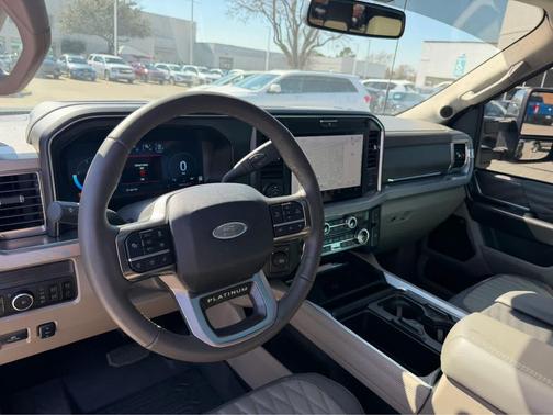 2025 Ford F-450 Platinum