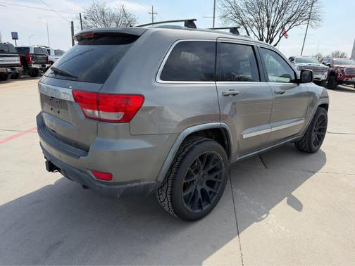2011 Jeep Grand Cherokee Laredo