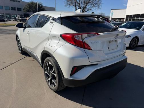 2021 Toyota C-HR XLE