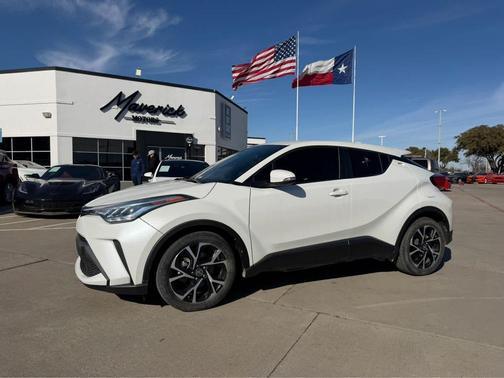 2021 Toyota C-HR XLE
