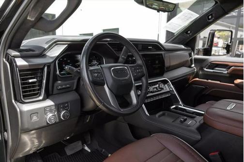 2024 GMC Sierra 2500 Denali Ultimate