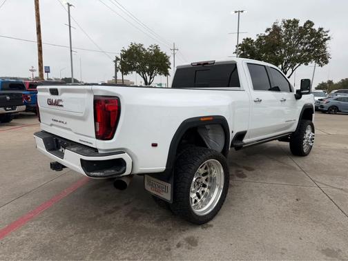 2022 GMC Sierra 3500 Denali