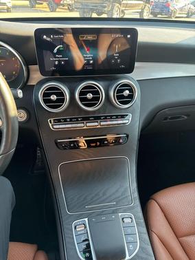 2021 Mercedes-Benz GLC 300 4MATIC