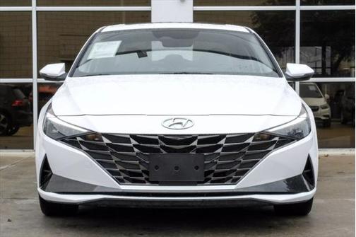 2022 Hyundai ELANTRA Limited