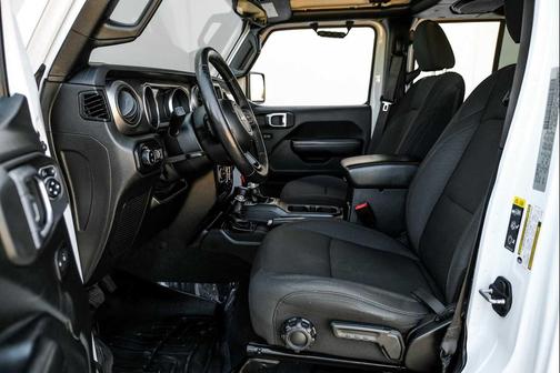 2020 Jeep Gladiator Sport S