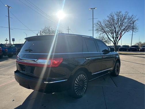 2018 Lincoln Navigator Black Label