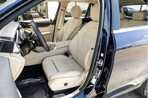 2022 Mercedes-Benz GLC 300 Base