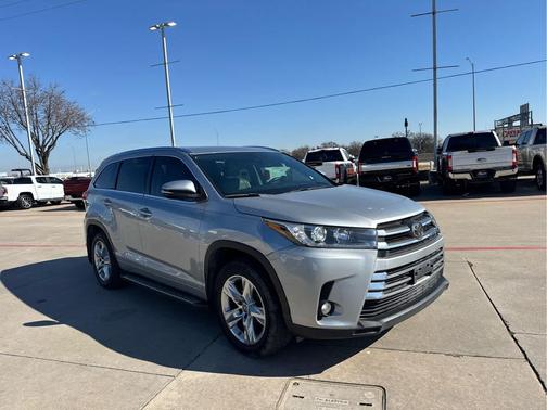 2017 Toyota Highlander Limited