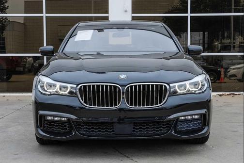 2016 BMW 740 740i Sedan 4D