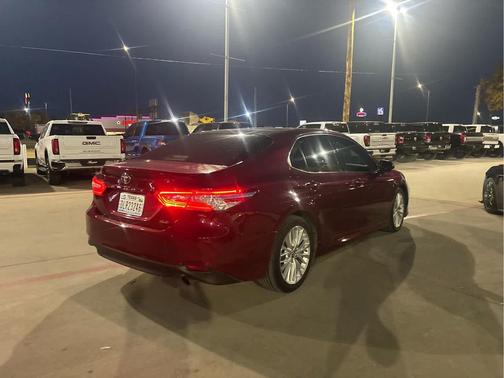 2018 Toyota Camry XLE