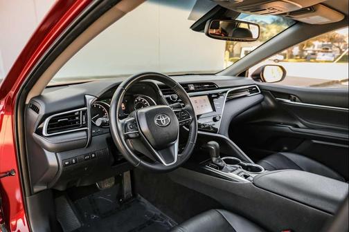2018 Toyota Camry XLE