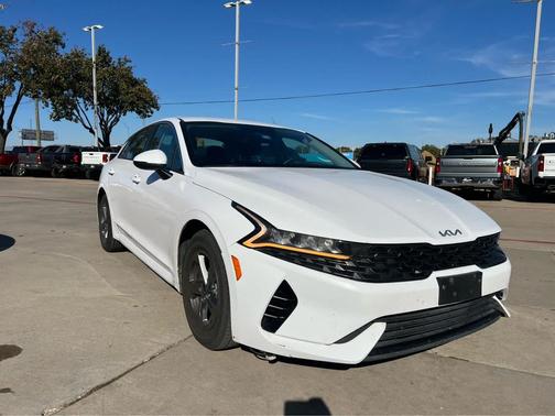2022 Kia K5 LXS