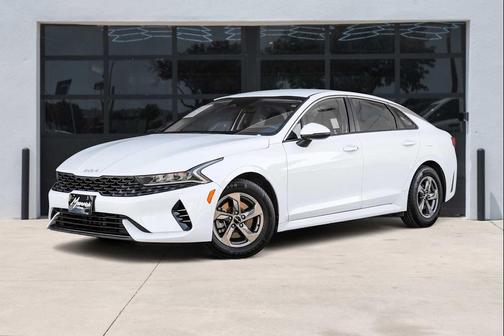 2022 Kia K5 LXS