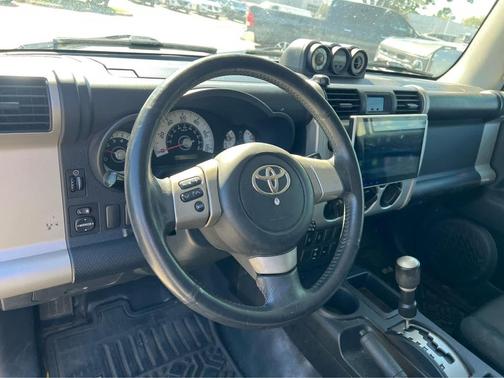 2007 Toyota FJ Cruiser Base