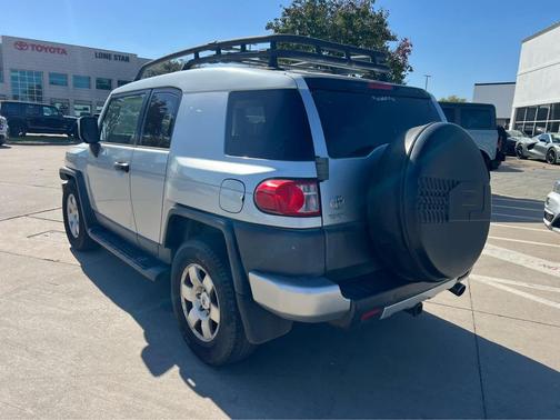 2007 Toyota FJ Cruiser Base