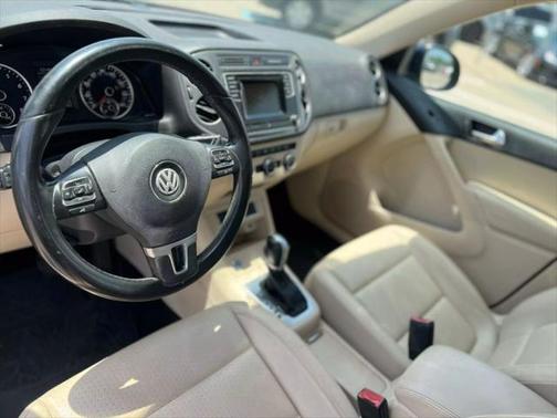 2016 Volkswagen Tiguan S