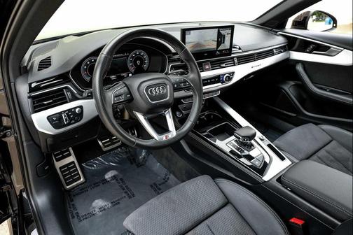 Mythos Black Metallic 2023 Audi A4 Prestige 45 TFSI S line quattro S tronic