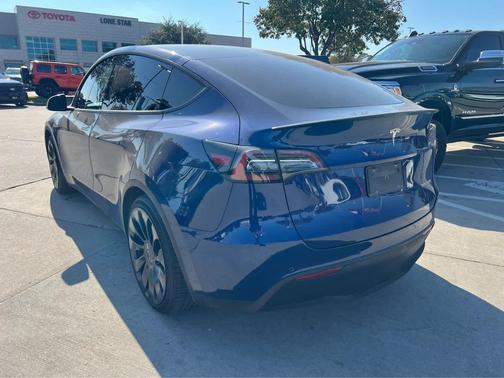 2022 Tesla Model Y Performance Dual Motor All-Wheel Drive