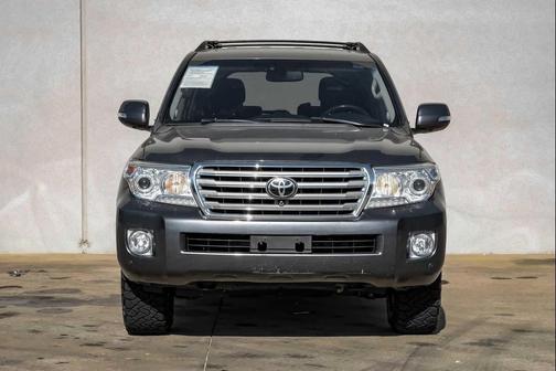 2015 Toyota Land Cruiser Base