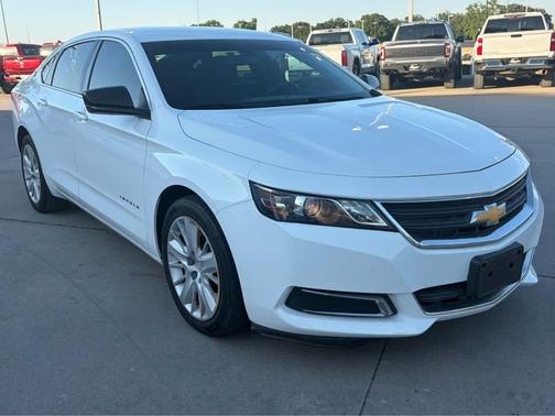 Summit White 2016 Chevrolet Impala LS