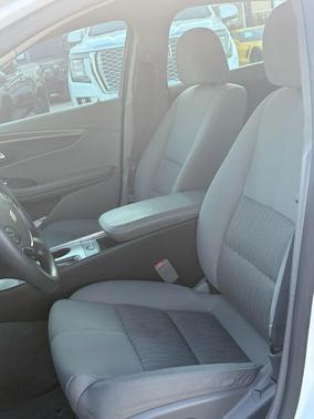 Summit White 2016 Chevrolet Impala LS