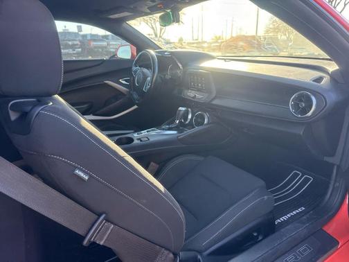 2021 Chevrolet Camaro 1LS