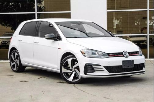 2021 Volkswagen Golf GTI 2.0T SE DSG