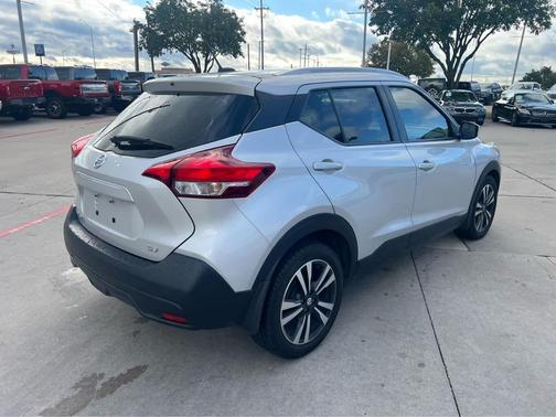2018 Nissan Kicks SV