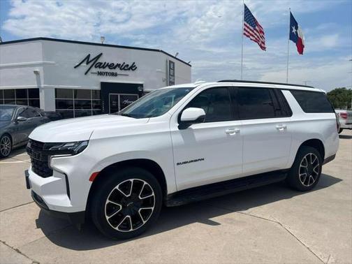 2023 Chevrolet Suburban RST