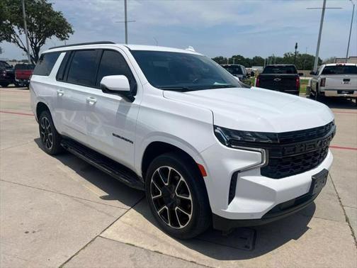 2023 Chevrolet Suburban RST