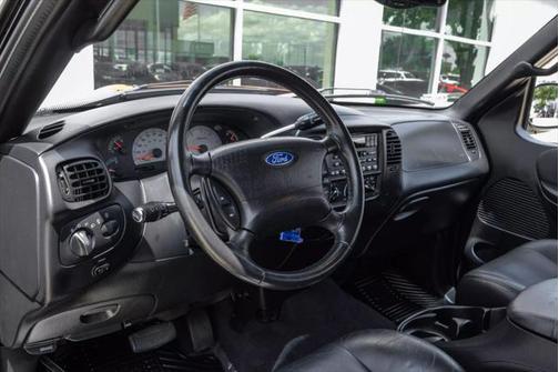 2001 Ford F-150 Harley-Davidson Crew Cab