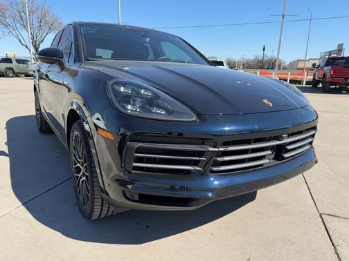 2022 Porsche Cayenne Cayenne
