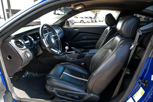 2013 Ford Mustang GT Premium