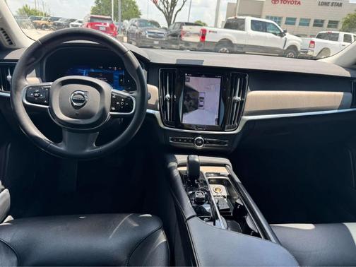 BLACK 2023 Volvo S90 B6 Plus