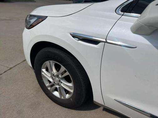 2018 Buick Enclave Essence