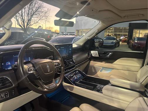 2024 Lincoln Navigator Black Label