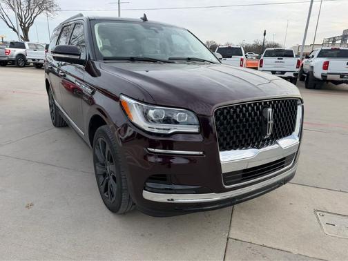 2024 Lincoln Navigator Black Label