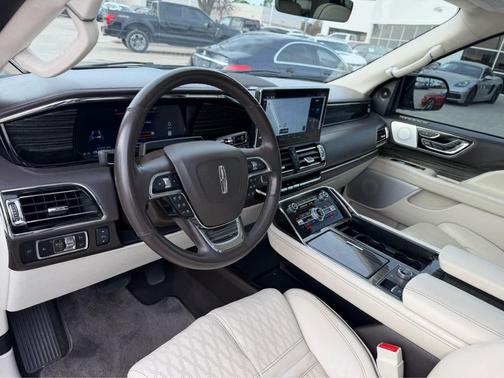 2024 Lincoln Navigator Black Label