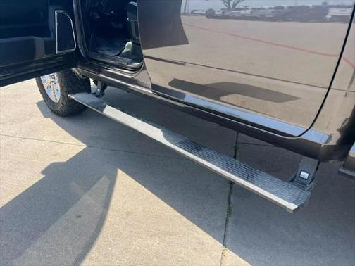 2021 RAM 2500 Laramie Crew Cab 4x4 6'4' Box
