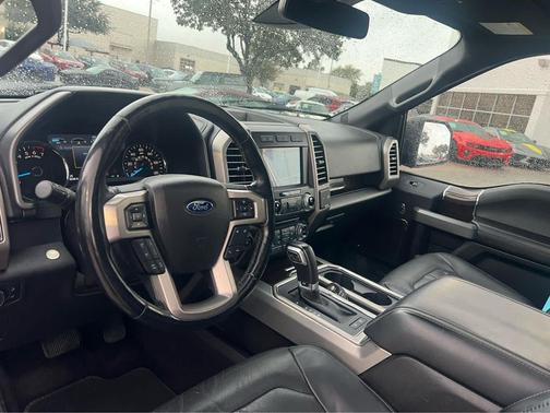 2017 Ford F-150 Platinum