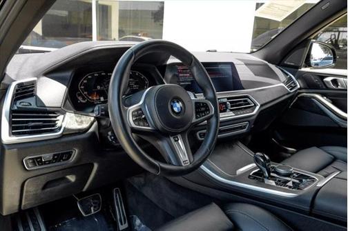 2020 BMW X5 M50i