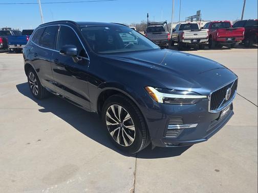 2023 Volvo XC60 B5 Core