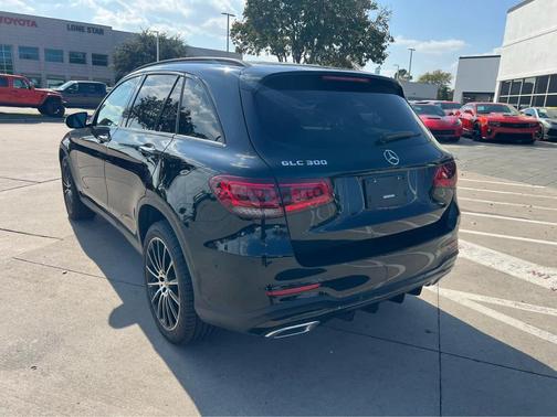 2022 Mercedes-Benz GLC 300 Base