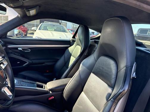 2018 Porsche 718 Cayman GTS