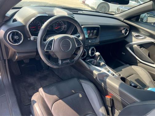 2017 Chevrolet Camaro 2LT