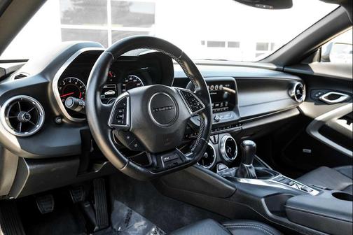 2017 Chevrolet Camaro 2LT